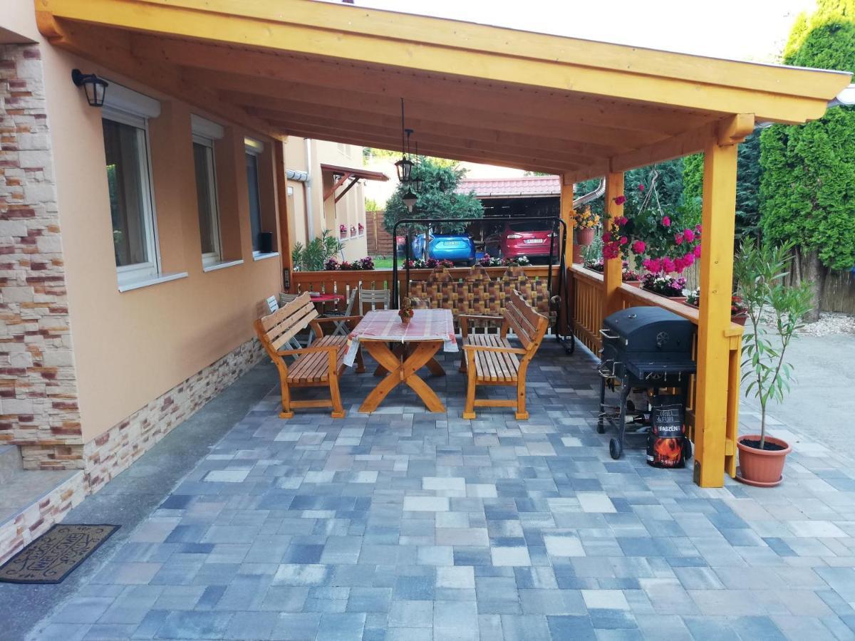 Villa Agica Vendeghaz Andornaktálya Exterior foto