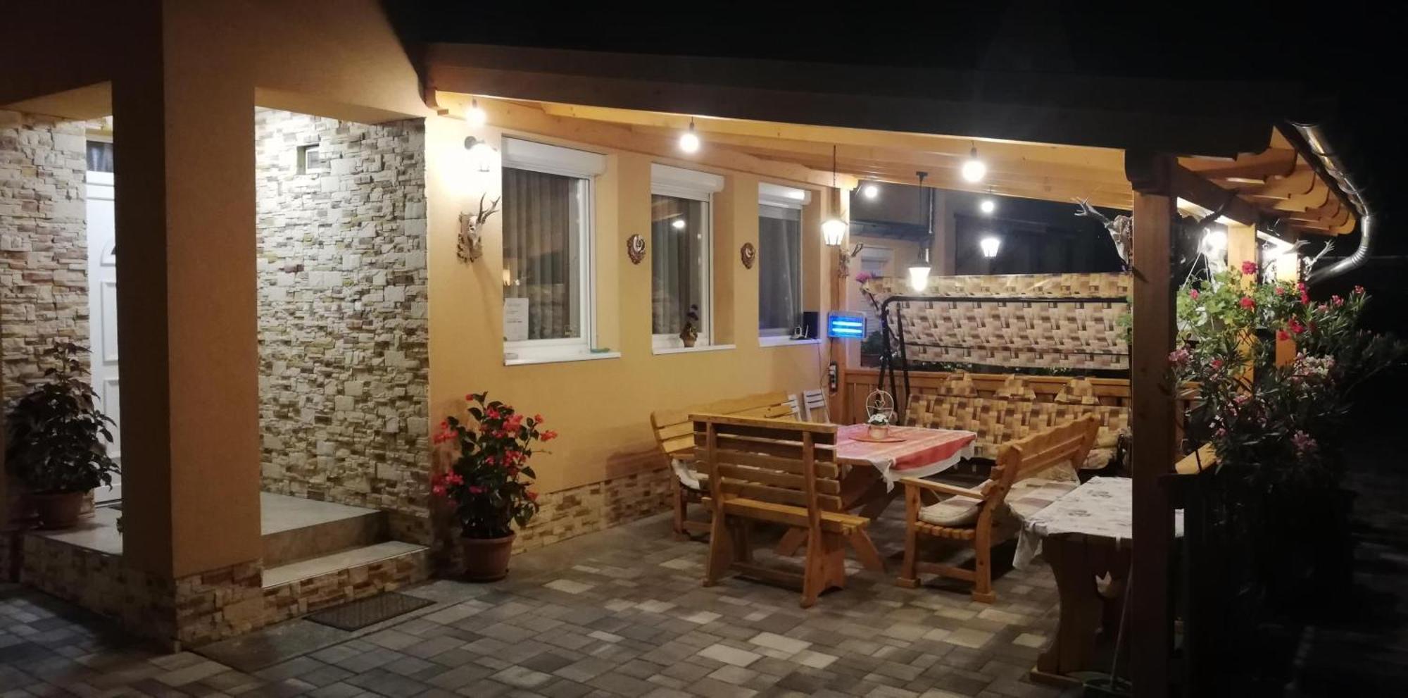Villa Agica Vendeghaz Andornaktálya Exterior foto